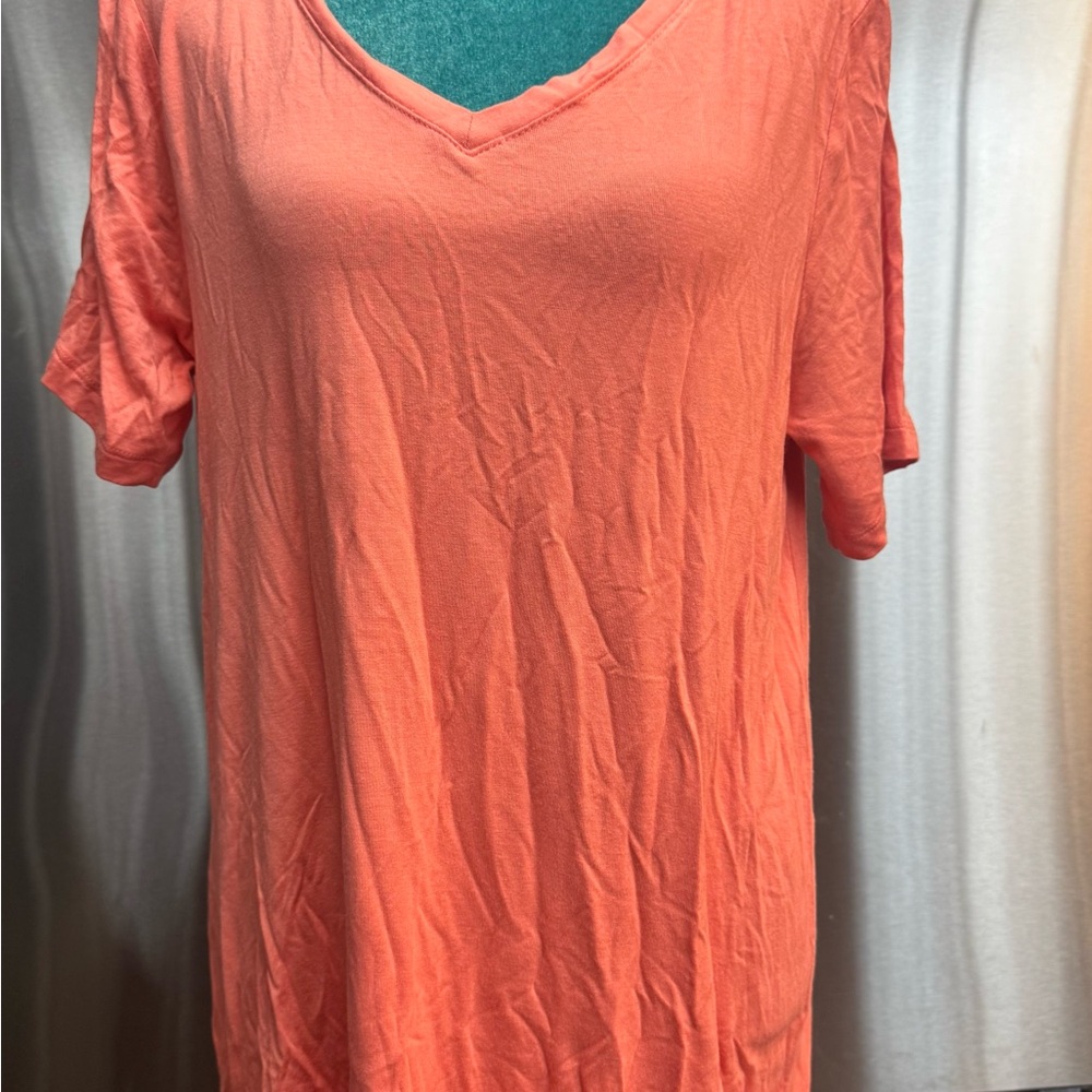 Zenana Outfitters Vibrant Orange V-Neck Tee